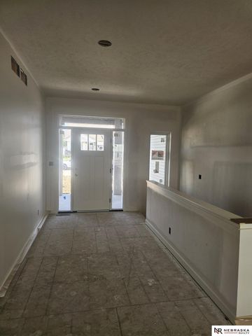 235 Kristi Lane, Hickman, NE 68372