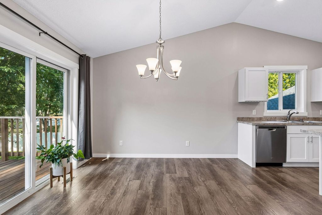 540 Lois Lane, Lino Lakes, MN 55014 — photo 5