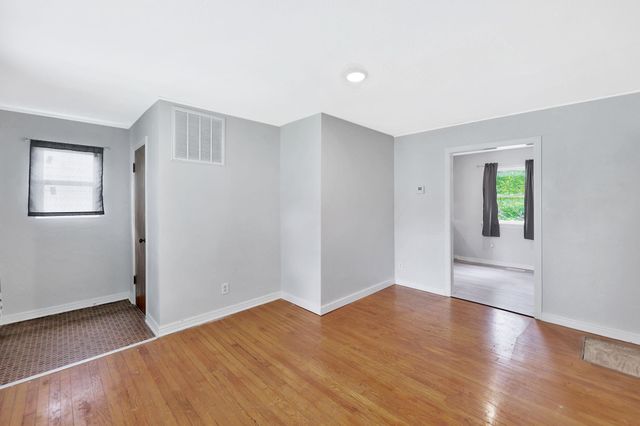 1146 Shelden St, El Dorado, KS 67042