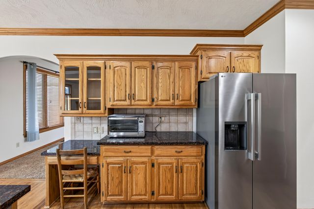 1352 N Lennox Court, Springfield, MO 65802
