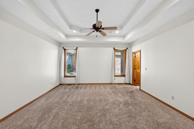1352 N Lennox Court, Springfield, MO 65802