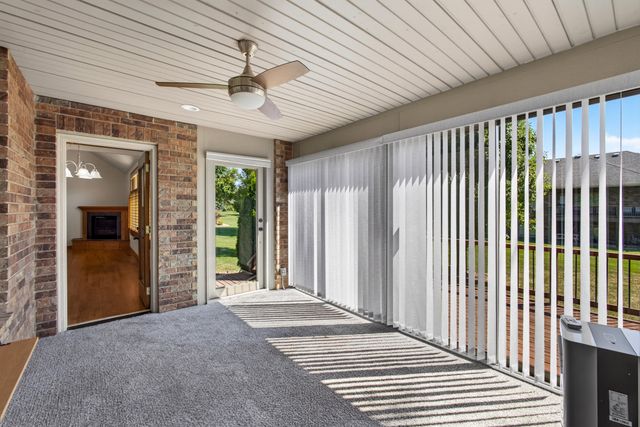 1352 N Lennox Court, Springfield, MO 65802