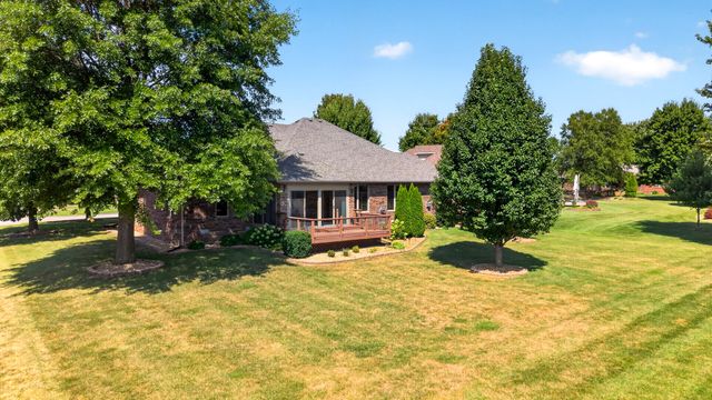 1352 N Lennox Court, Springfield, MO 65802