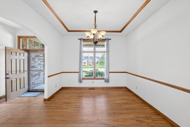1352 N Lennox Court, Springfield, MO 65802