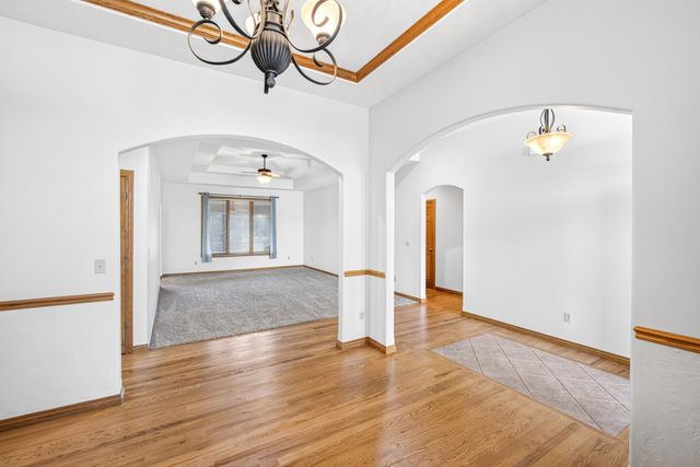 1352 N Lennox Court, Springfield, MO 65802