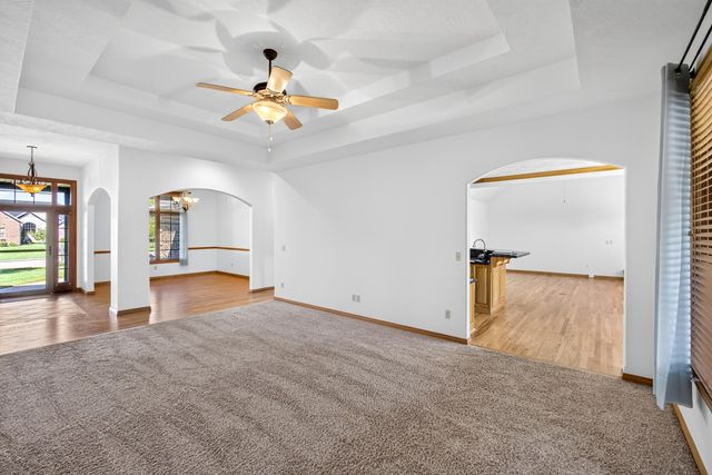 1352 N Lennox Court, Springfield, MO 65802