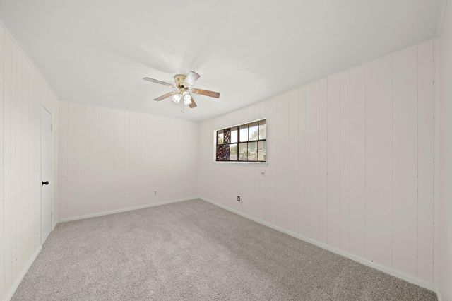 5 Dallas Court 1, Angleton, TX 77515