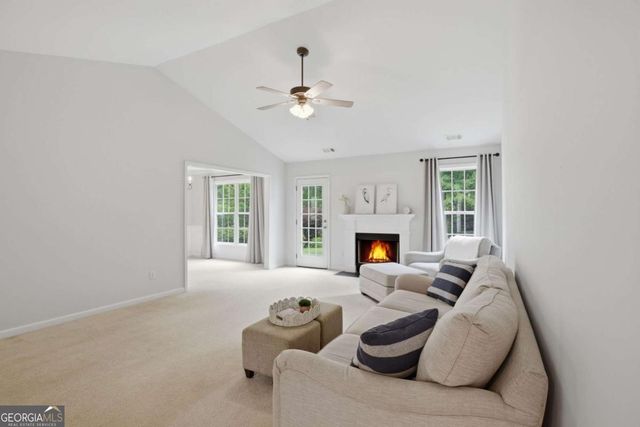8790 Baycreek Ln, Gainesville, GA 30506