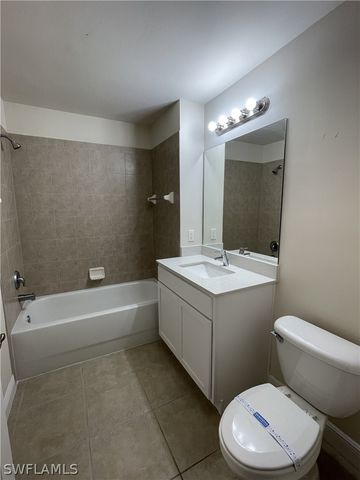 2909 Tuscan DR 302, Cape Coral, FL 33909