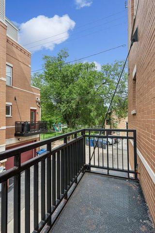 521 Chicago Avenue H, Evanston, IL 60202
