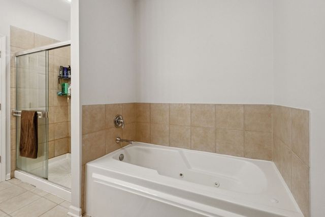 521 Chicago Avenue H, Evanston, IL 60202