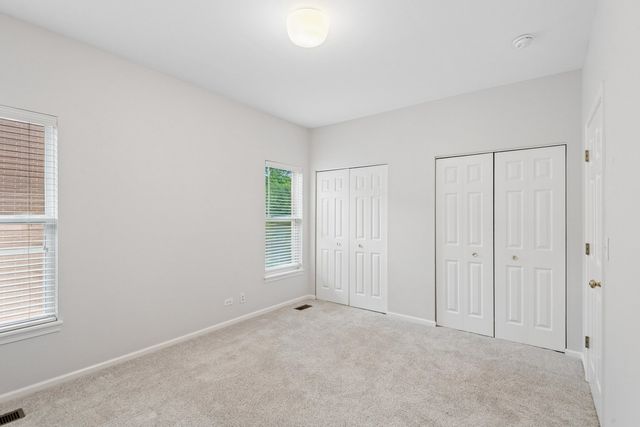 521 Chicago Avenue H, Evanston, IL 60202