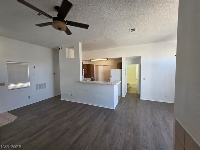 3150 Soft Breezes Drive 2166, Las Vegas, NV 89128