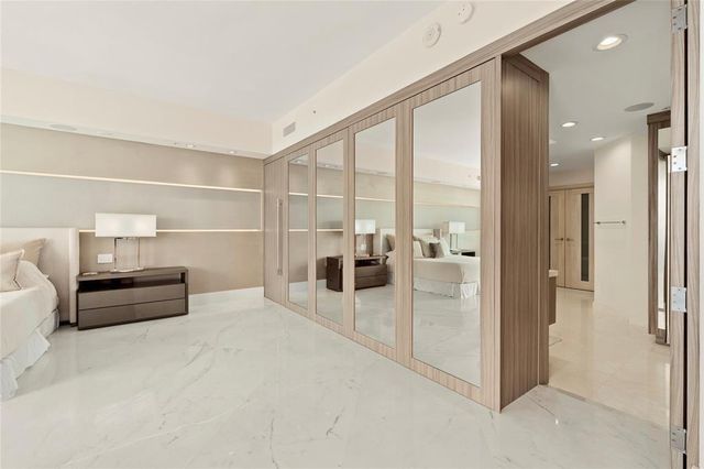 17301 Biscayne Boulevard Ph 7, Aventura, FL 33160