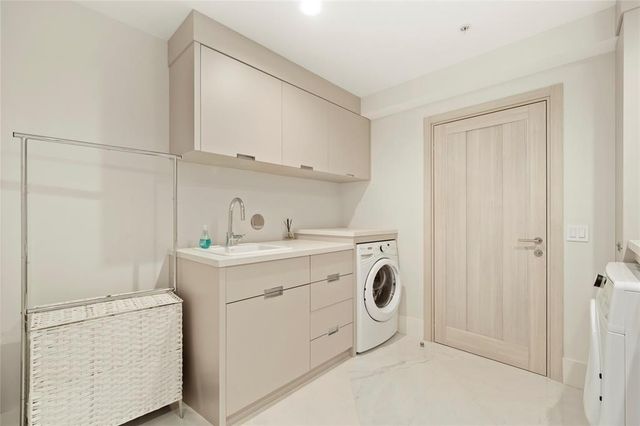 17301 Biscayne Boulevard Ph 7, Aventura, FL 33160