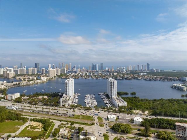 17301 Biscayne Boulevard Ph 7, Aventura, FL 33160