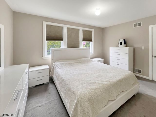 161 W 3Rd St, Clifton City, NJ 07011