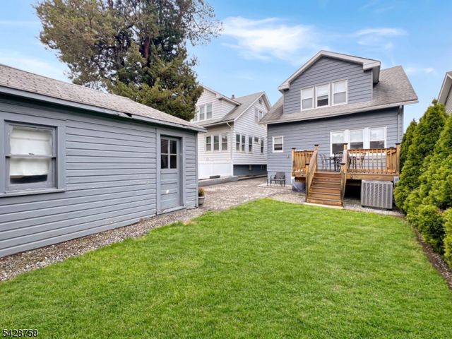 161 W 3Rd St, Clifton City, NJ 07011