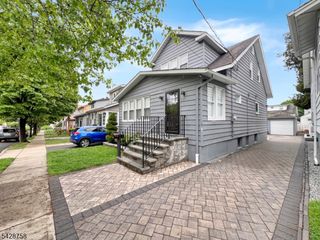 161 W 3Rd St, Clifton City, NJ 07011