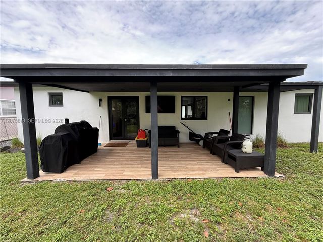 7630 Venetian Street, Miramar, FL 33023