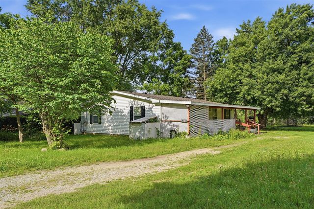 1260 S 13th Street, Niles, MI 49120