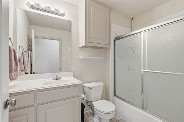 5621 Swords Drive, Fort Worth, TX 76137