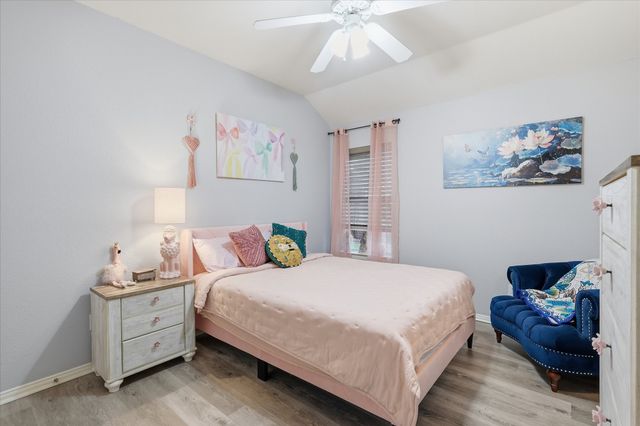 5621 Swords Drive, Fort Worth, TX 76137