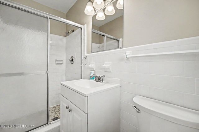 1456 DANBURY Road, Jacksonville, FL 32205