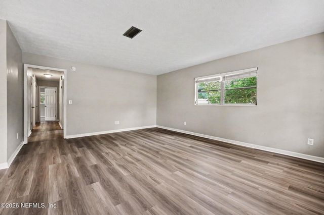 1456 DANBURY Road, Jacksonville, FL 32205