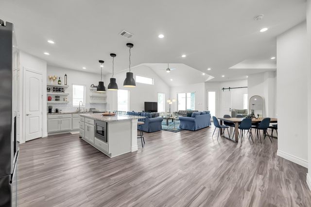 12226 Seagrape Lane, Conroe, TX 77304