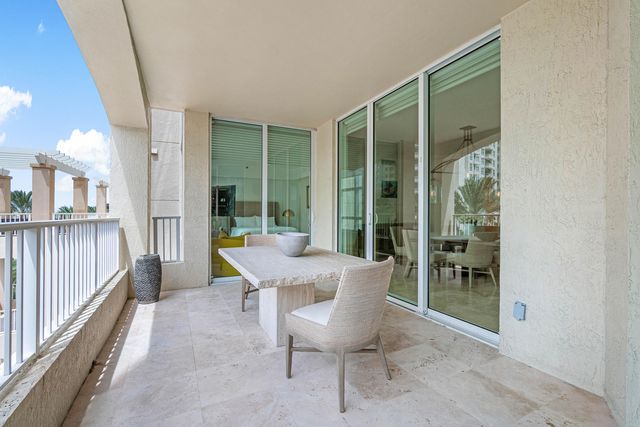 3740 S Ocean Boulevard 407, Highland Beach, FL 33487