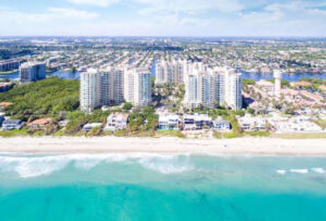 3740 S Ocean Boulevard 407, Highland Beach, FL 33487