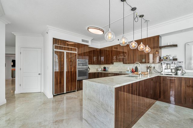 3740 S Ocean Boulevard 407, Highland Beach, FL 33487