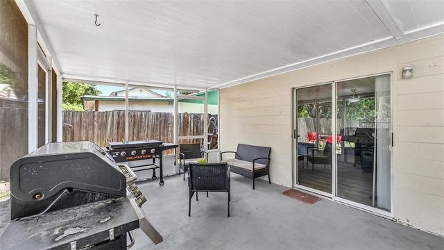 1309 CINNAMON WAY W, Lakeland, FL 33801