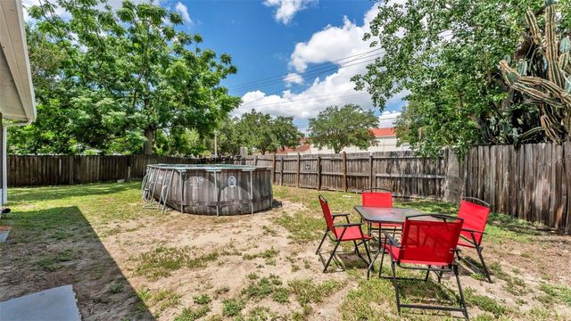 1309 CINNAMON WAY W, Lakeland, FL 33801
