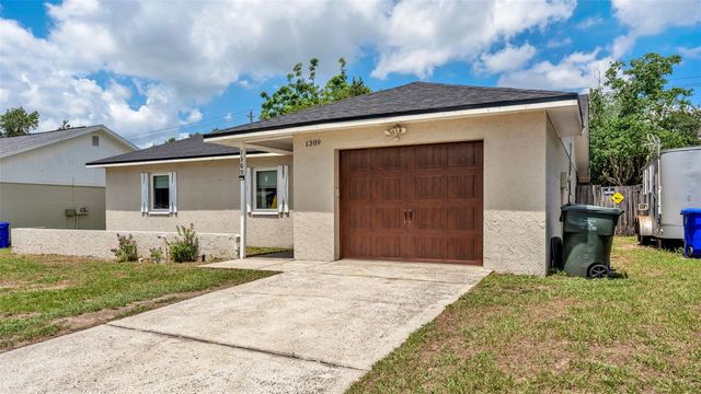 1309 CINNAMON WAY W, Lakeland, FL 33801