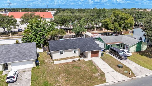 1309 CINNAMON WAY W, Lakeland, FL 33801