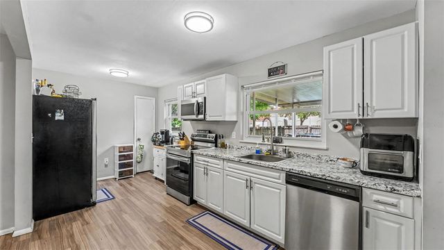 1309 CINNAMON WAY W, Lakeland, FL 33801