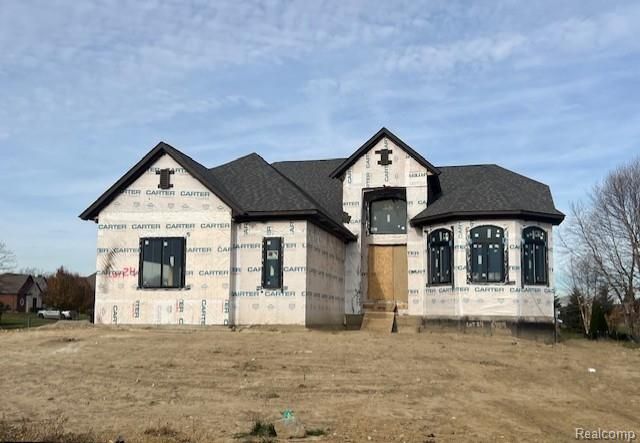 6489 POND Dr Drive, Washington Township, MI 48094