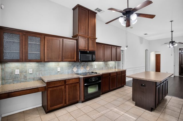 8418 Timberbrook Lane, Dallas, TX 75249