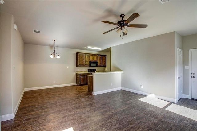 416 Canvas Court, Crowley, TX 76036