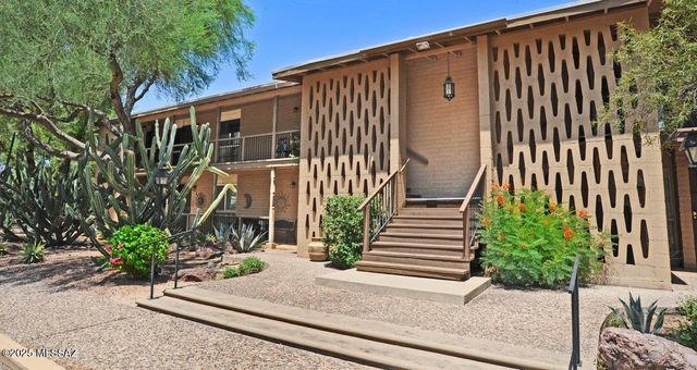 6 W Greenock Dr Apt Aa, Tucson, AZ 85737