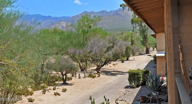 6 W Greenock Dr Apt Aa, Tucson, AZ 85737