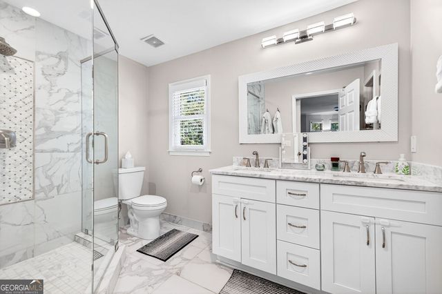 10905 Shallowford Road, Roswell, GA 30075