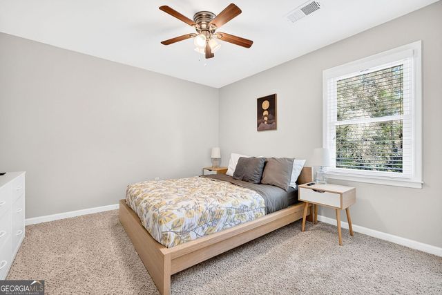 10905 Shallowford Road, Roswell, GA 30075