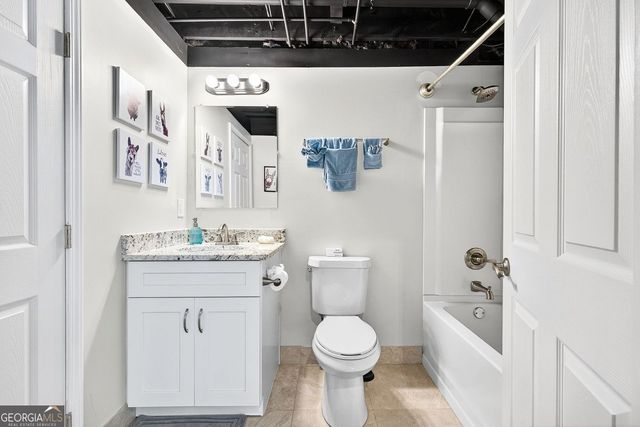 10905 Shallowford Road, Roswell, GA 30075