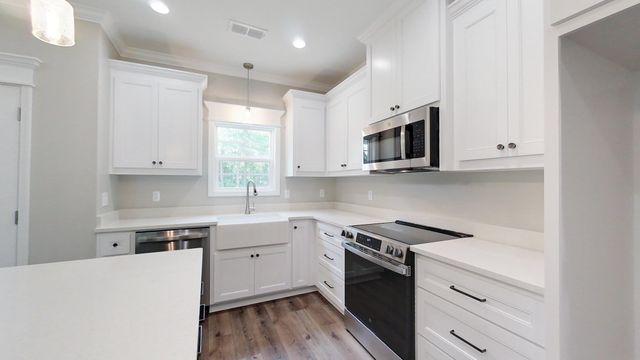 2032 Lexington Avenue, Bainbridge, GA 39817