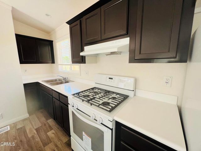 65 ,67,71, College Drive, Ventura, CA 93003