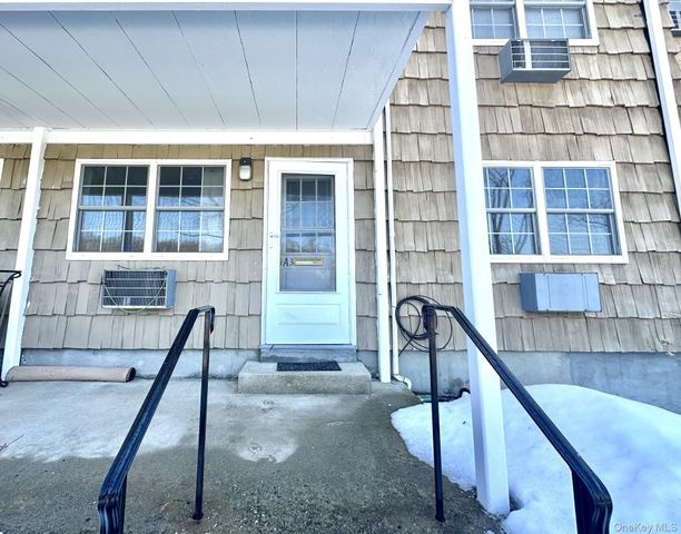 1840 Crompond Road 4A3, Peekskill, NY 10566