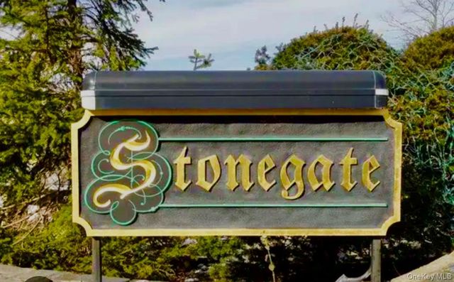 1840 Crompond Road 4A3, Peekskill, NY 10566